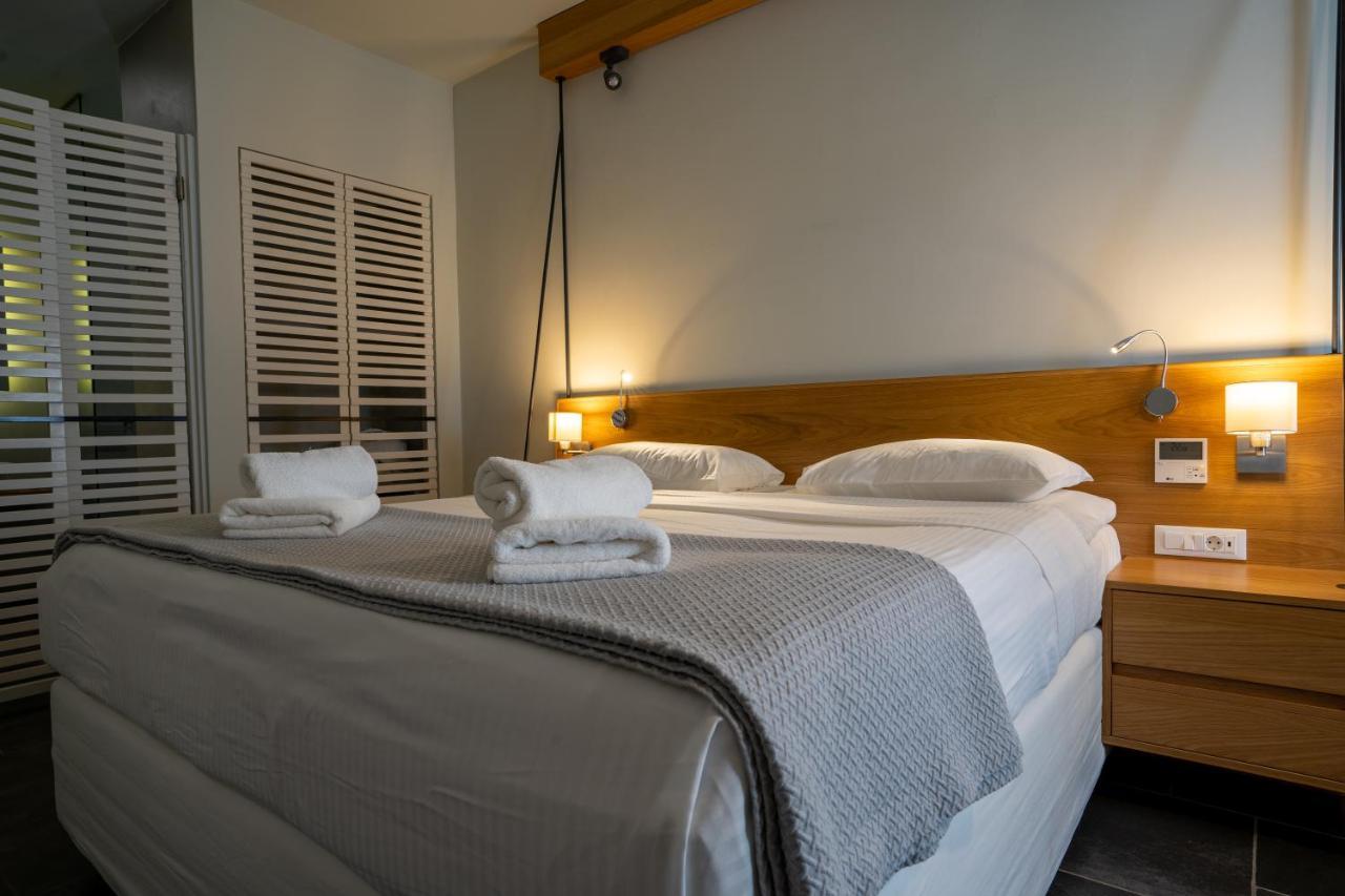 Meltemi Excelsior Suites ペリッサ エクステリア 写真